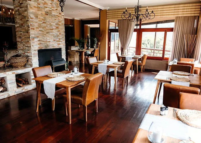 Bambuu Lakeside Lodge