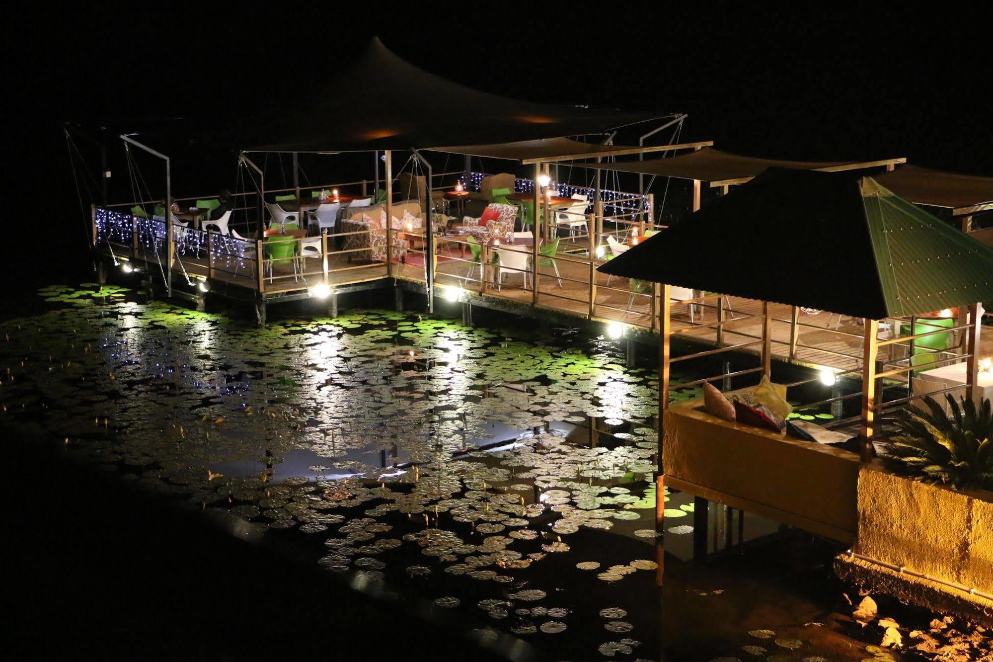 Bambuu Lakeside Hazyview
